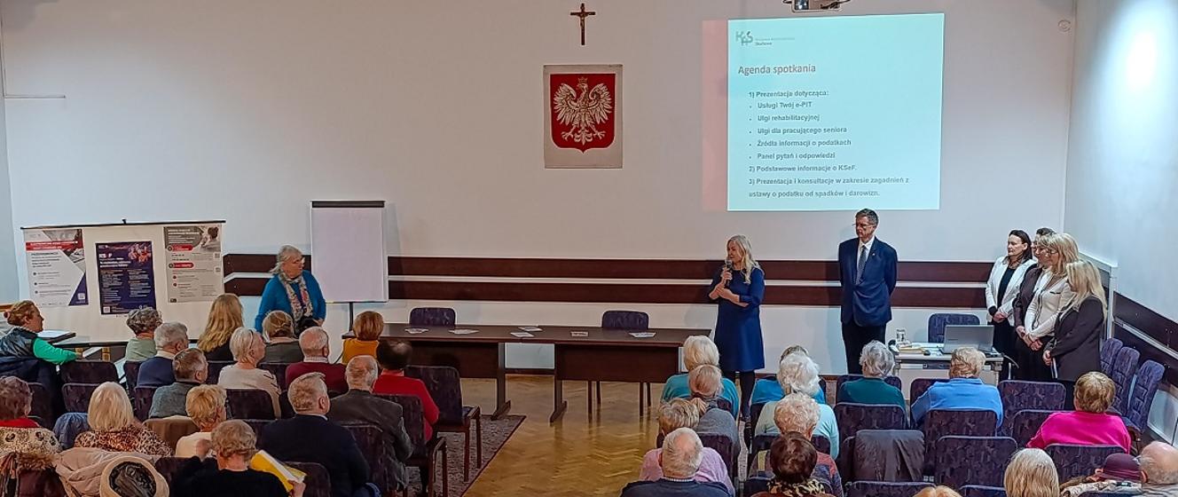Podlaska KAS uczy seniorów e-PIT i ulgi podatkowe w Suwałkach - Ludzie i miejsca
