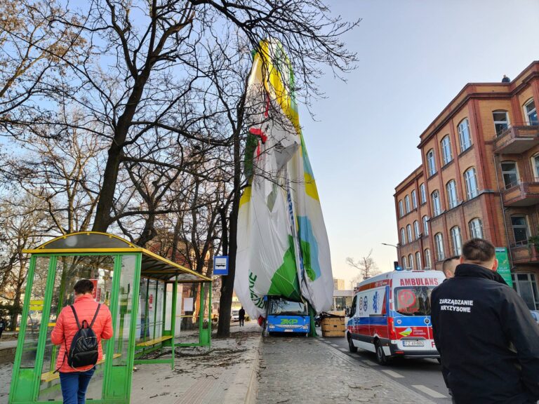 Balon runął w Zielone Górze