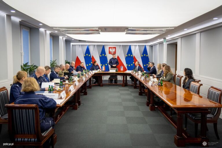 Wizyta delegacji FBI w Komendzie Głównej Policji – wzmocnienie współpracy międzynarodowej - Aktualności