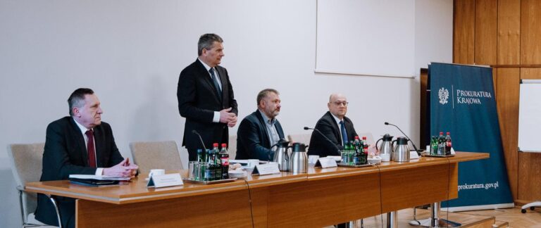 Narada Kierownictwa Prokuratury Krajowej: Żurek wskazał na potrzebę odbudowy zaufania do wymiaru sprawiedliwości - Polska