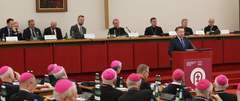 Rząd i Episkopat rozmawiali o pomocy w klęskach żywiołowych – spotkanie w Ministerstwie Spraw Wewnętrznych - Najpopularniejszy serwis internetowy w regionie - Powiat kłodzki