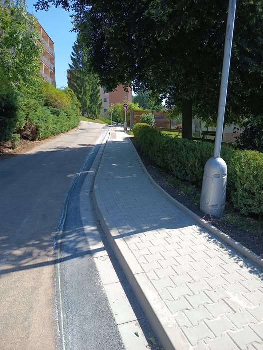 Rekonstrukcja chodnika na ulicy Lipowej w Náchodzie zakończona - Czechy