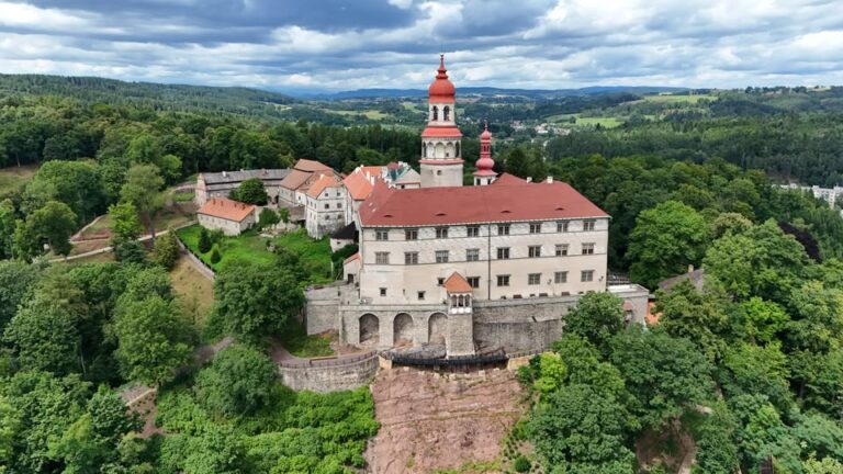 Historyczny weekend w zamku w Náchodzie - Paragraf
