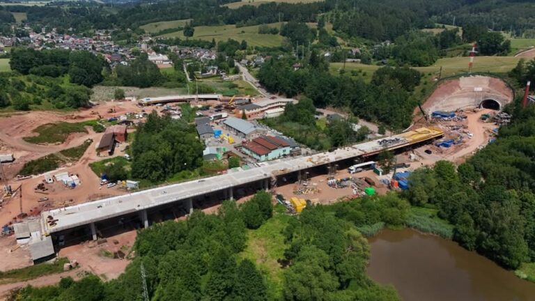 Zamknięcie drogi I/14 w Náchodzie. Sprawdź objazdy - Czechy