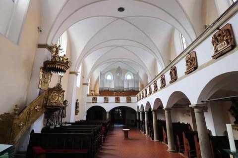 Odkryj tajemnice kościoła św. Wawrzyńca w Náchodzie - Czechy